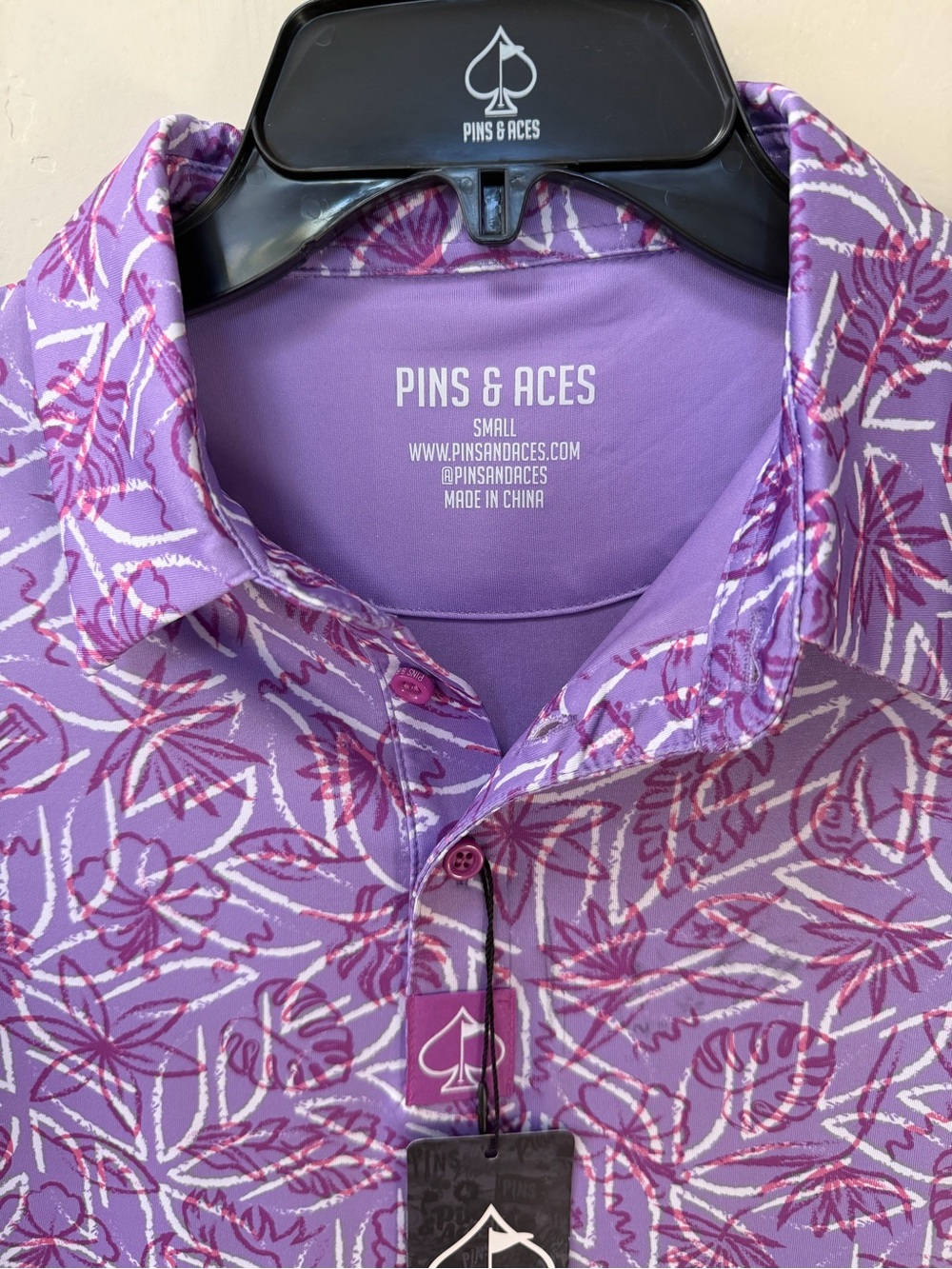 NWT Pins and Aces 5 O'Clock Sunset Golf Polo Shirt Pale Purple Mens Size Small
